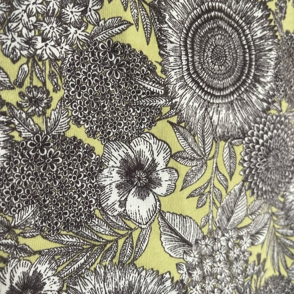 J. Jill women’s Black and sage Floral fitted straight Skirt size XL - Picture 2 of 5